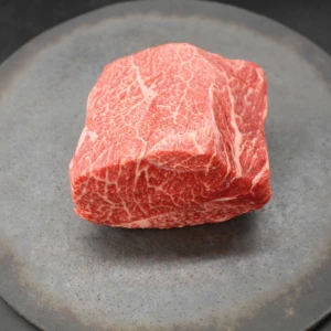 【現品限り】近江牛希少部位とうがらし塊肉551g【ローストビーフに！】