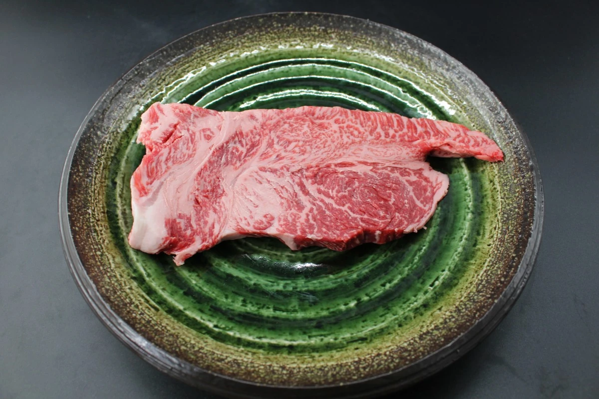 【現品限り】近江牛訳あり塊肉410ｇ