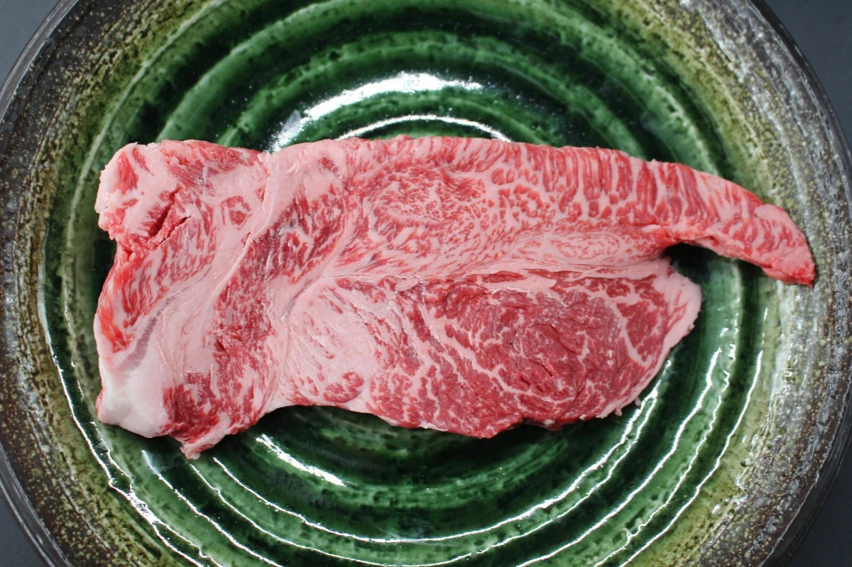 【現品限り】近江牛訳あり塊肉410ｇ