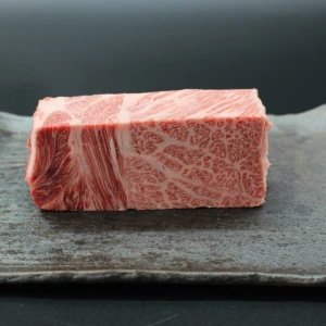 完売【現品限り】近江牛ザブトン塊肉432g【超希少・高級部位】