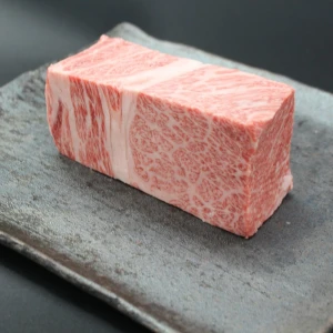 完売【現品限り】近江牛ザブトン塊肉442g【超希少・高級部位】