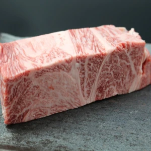 【現品限り】近江牛ザブトン塊肉523g【超希少・高級部位】