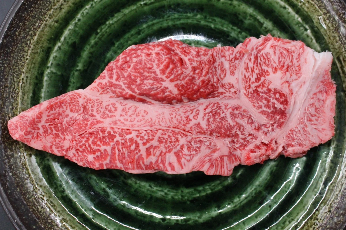 【現品限り】近江牛訳あり塊肉400ｇ