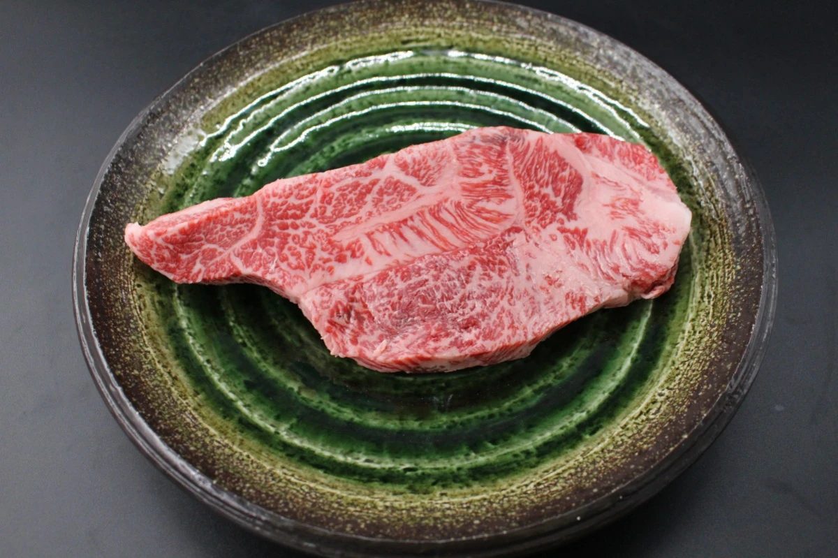【現品限り】近江牛訳あり塊肉540ｇ