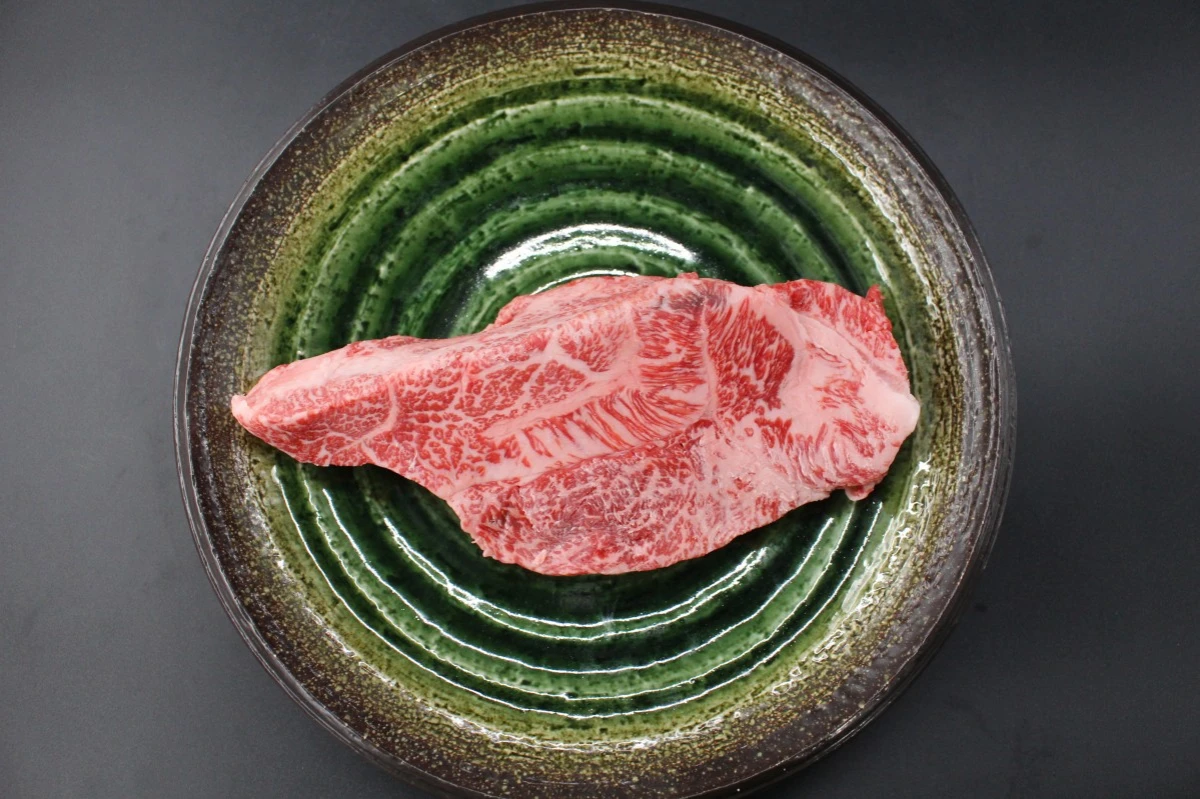 【現品限り】近江牛訳あり塊肉540ｇ