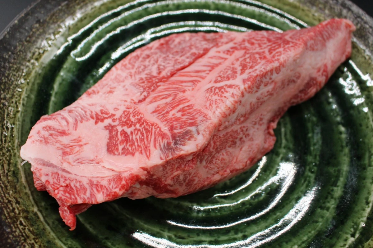 【現品限り】近江牛訳あり塊肉540ｇ