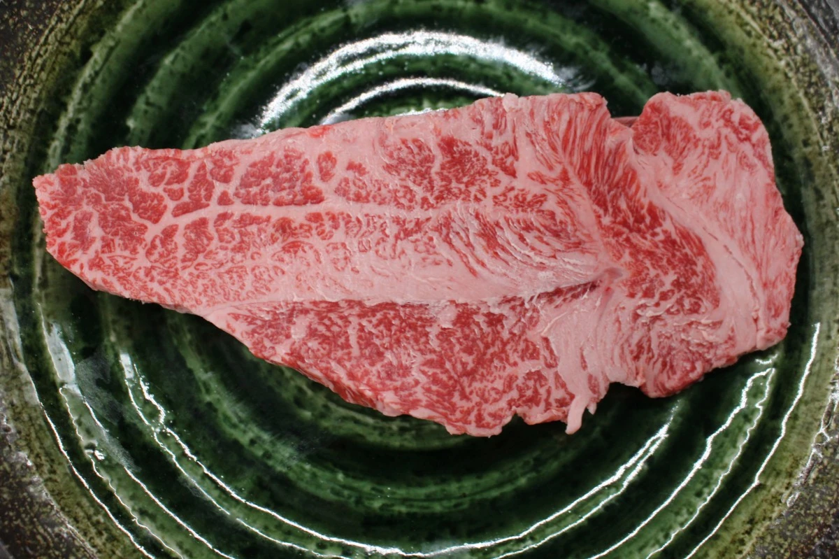【現品限り】近江牛訳あり塊肉410ｇ