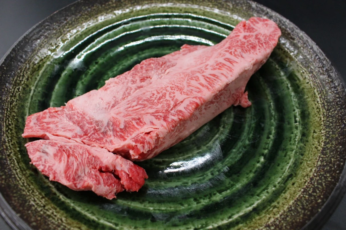 【現品限り】近江牛訳あり塊肉470ｇ