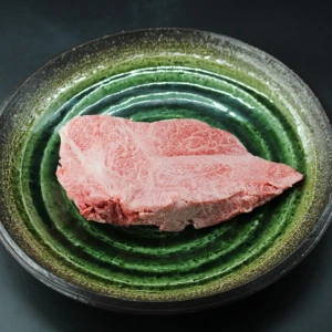 【現品限り】近江牛訳あり塊肉430ｇ