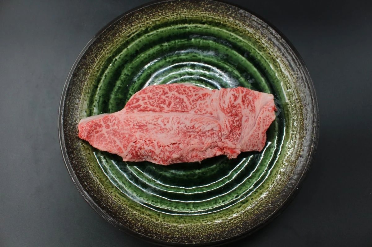 【現品限り】近江牛訳あり塊肉420ｇ