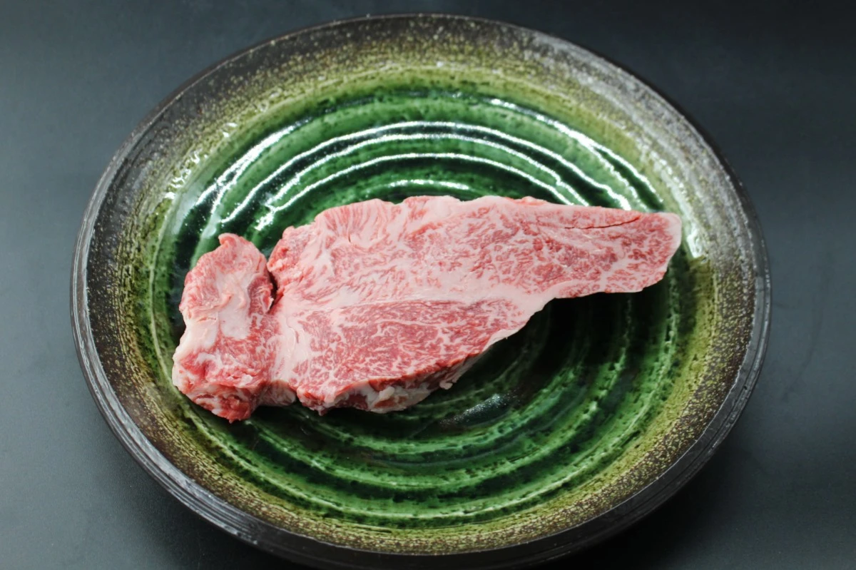 【現品限り】近江牛訳あり塊肉390ｇ