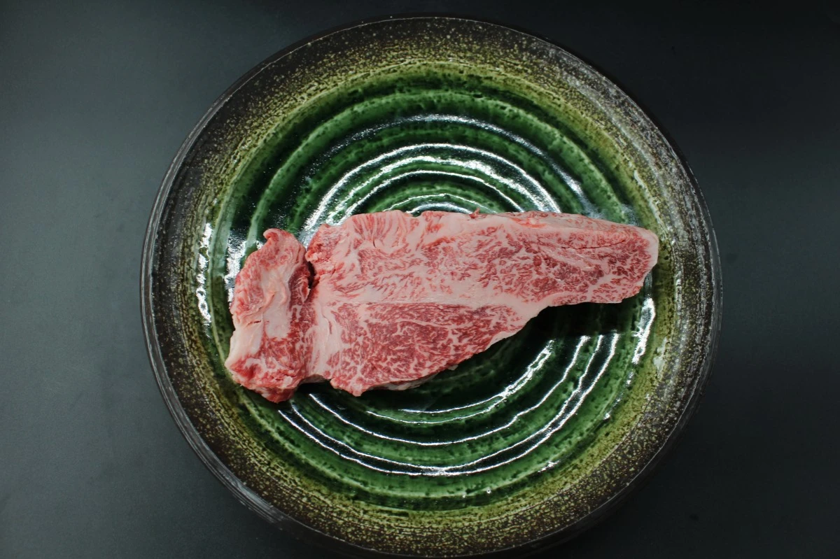 【現品限り】近江牛訳あり塊肉390ｇ
