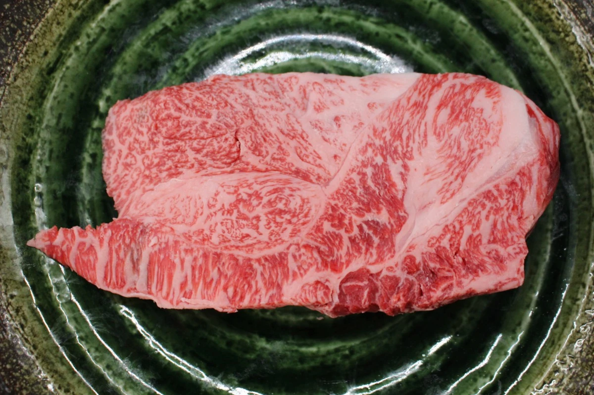 【現品限り】近江牛訳あり塊肉360ｇ