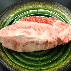 【現品限り】近江牛訳あり塊肉840g【バーベキューにオススメ】