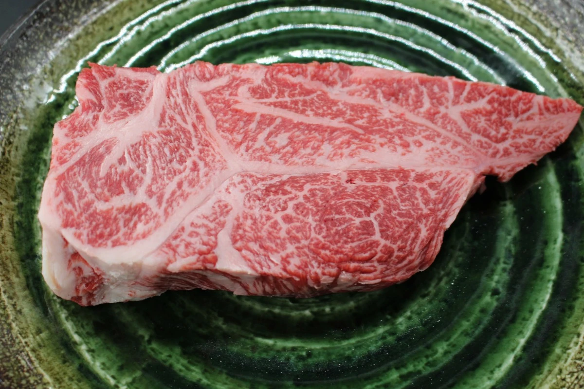 【現品限り】近江牛訳あり塊肉500ｇ