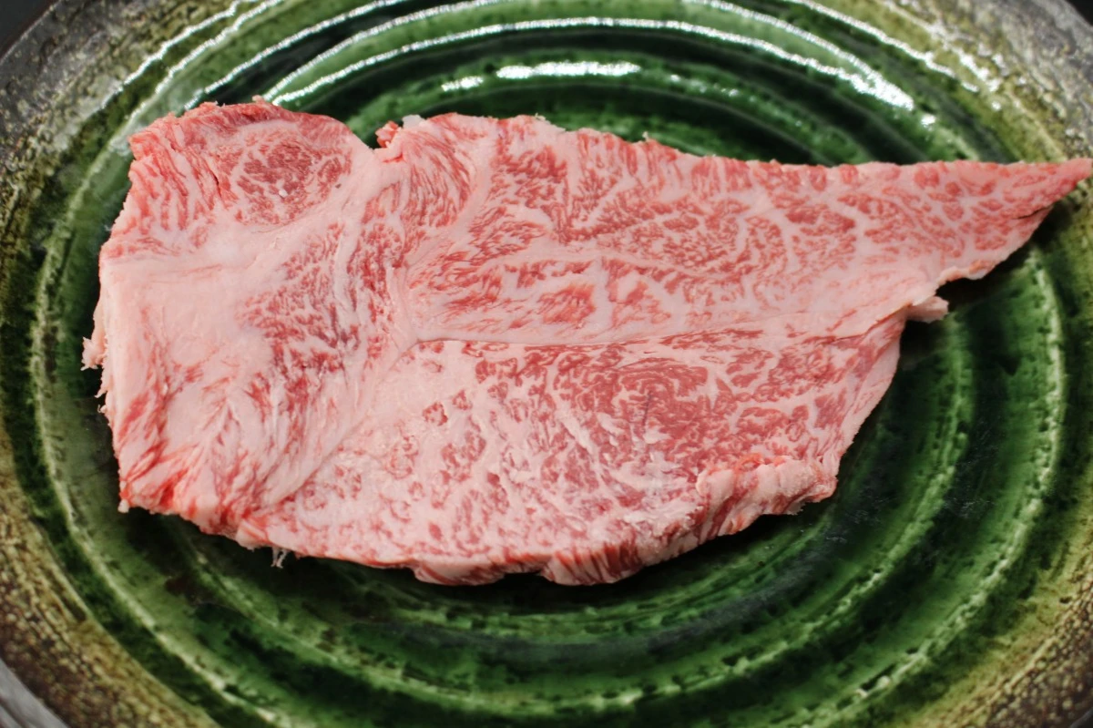 【現品限り】近江牛訳あり塊肉350ｇ