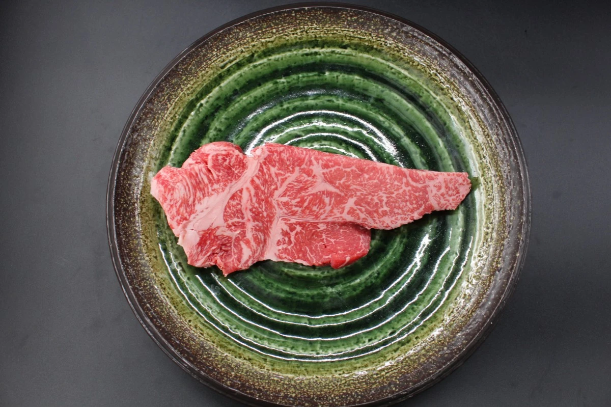 【現品限り】近江牛訳あり塊肉390ｇ