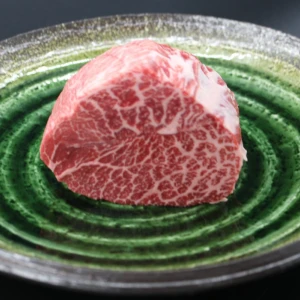 【現品限り】近江牛希少部位とうがらし塊肉447g【ローストビーフに！】