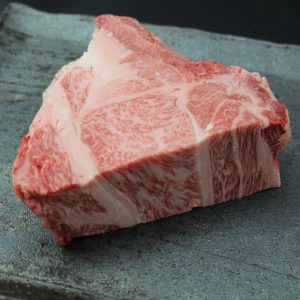 完売【現品限り】近江牛肩ロース(リブ側)塊肉628g