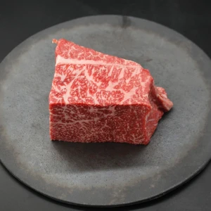 近江牛ナカニク塊肉639g【ローストビーフにオススメ】