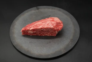近江牛ナカニク塊肉379g【ローストビーフにオススメ】