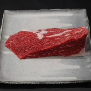 近江牛ナカニク塊肉568g【煮込み料理にオススメ】