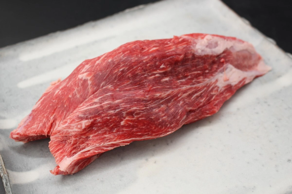 近江牛ハバキ395g【超希少部位】