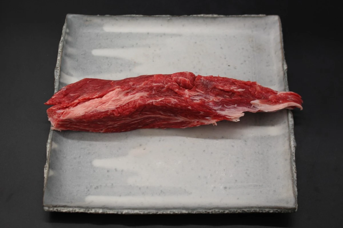 近江牛ハバキ407g【超希少部位】