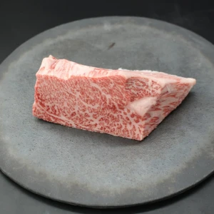 【現品限り】近江牛トモサンカク(ヒウチ)塊肉479g