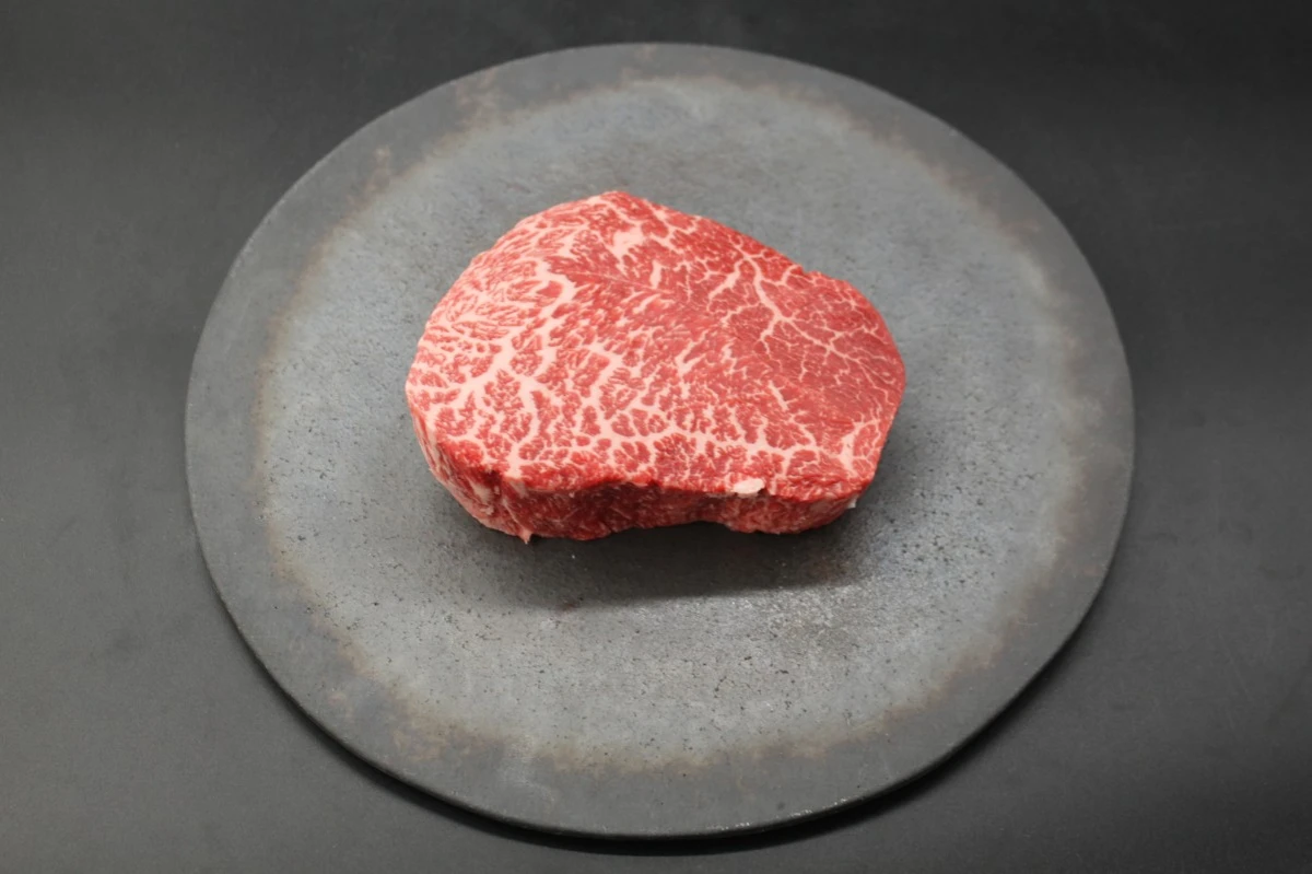 【現品限り】近江牛マルシン塊肉485g【レア商品】