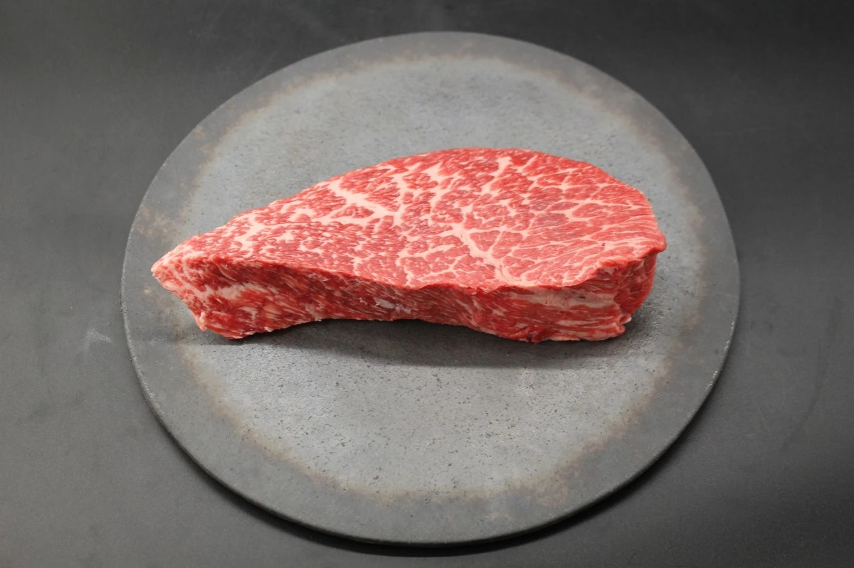 【現品限り】近江牛カメノコ塊肉457g【レア商品】