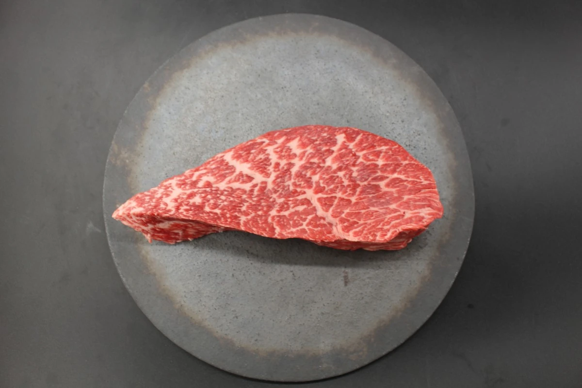 【現品限り】近江牛カメノコ塊肉457g【レア商品】