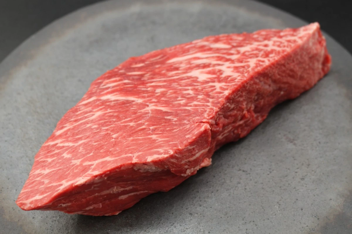 【現品限り】近江牛カメノコ塊肉469g【レア商品】