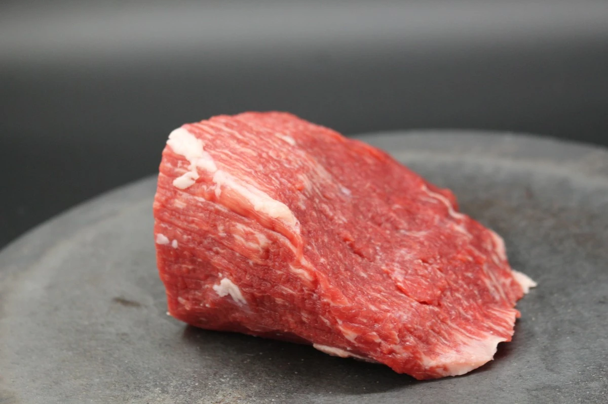 【いい肉の日】近江牛シキンボウ 389g 【現品限り】