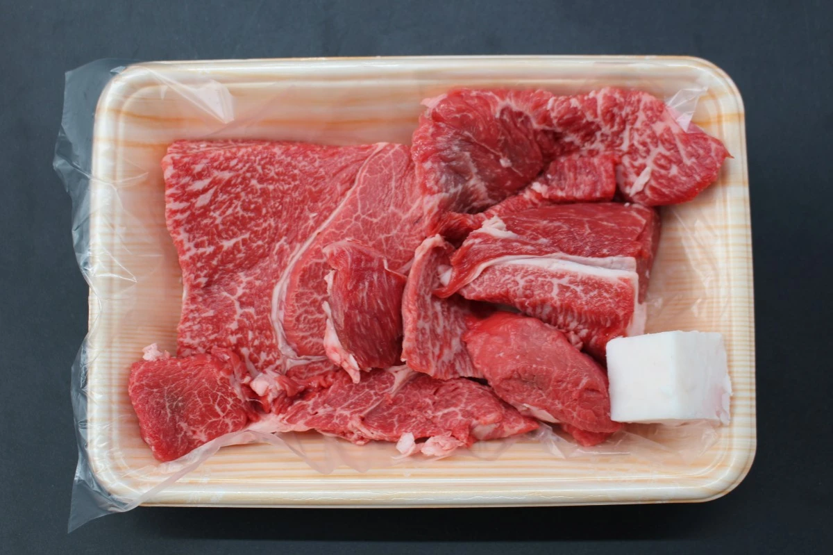 近江牛訳あり赤身端切れ肉300g【数量限定】
