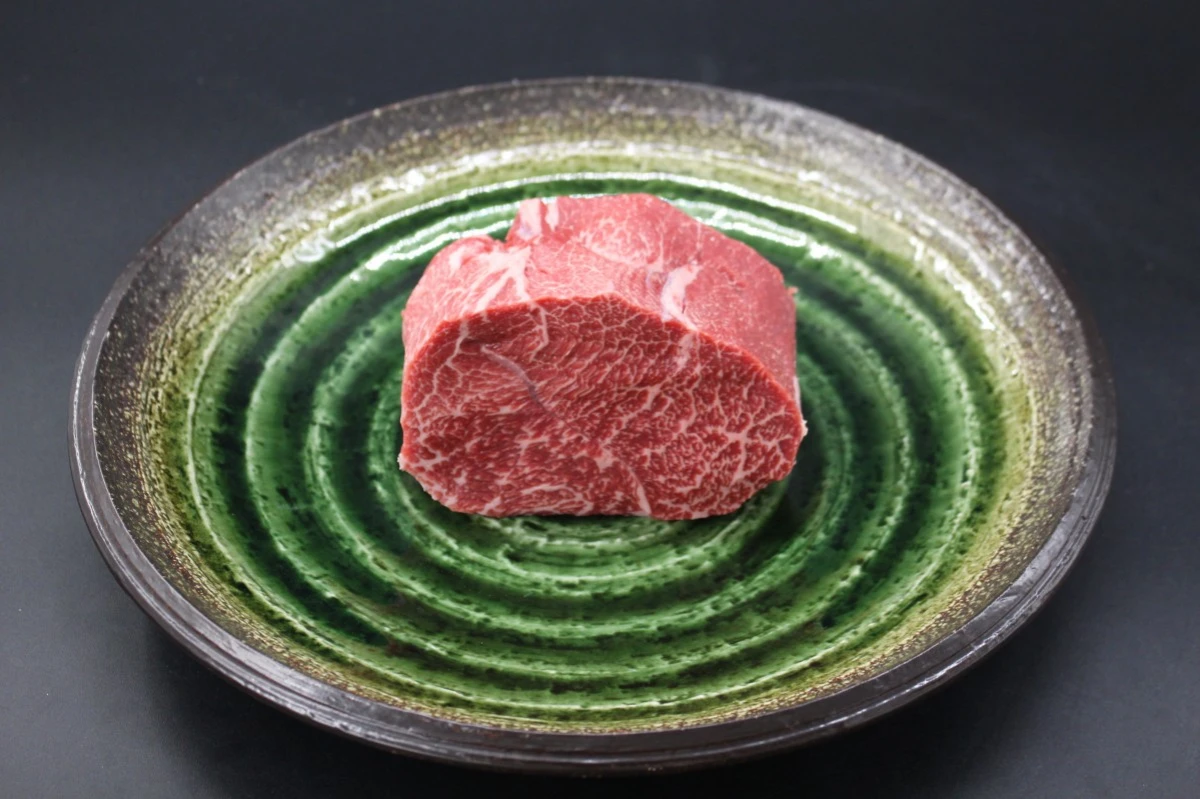 【いい肉の日】近江牛希少部位とうがらし塊肉440g【ローストビーフに！】