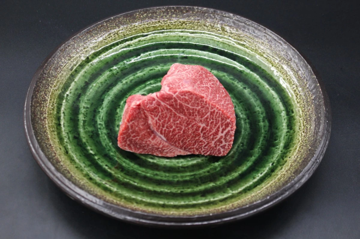 【いい肉の日】近江牛希少部位とうがらし塊肉409g【ローストビーフに！】