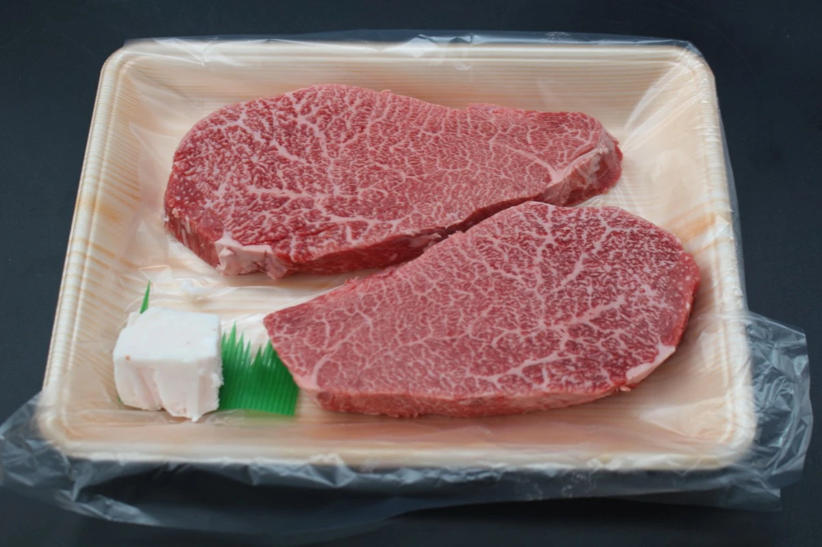 【数量限定】近江牛肩三角(クリ)ステーキ2枚・計500g【いい肉の日限定】