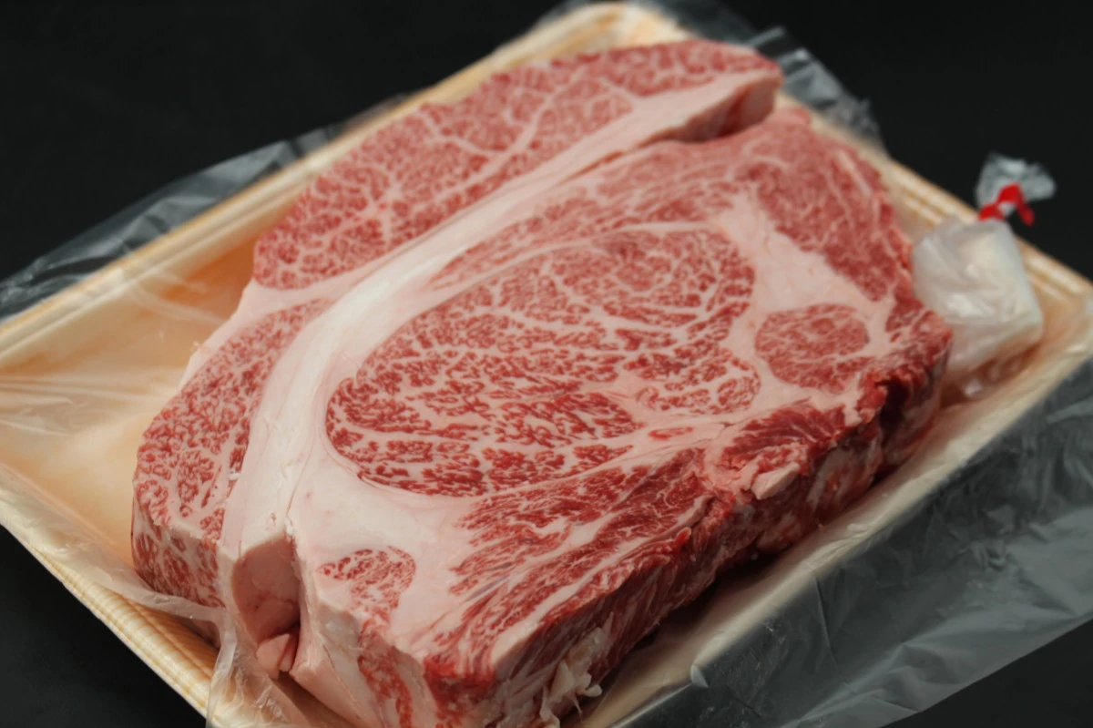 【いい肉の日】近江牛極厚モンスターリブロースステーキ1490g【通常価格より50％OFF】