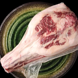 【カットあり】近江牛テールブロック肉1本【約1.5kg〜2.5kg】