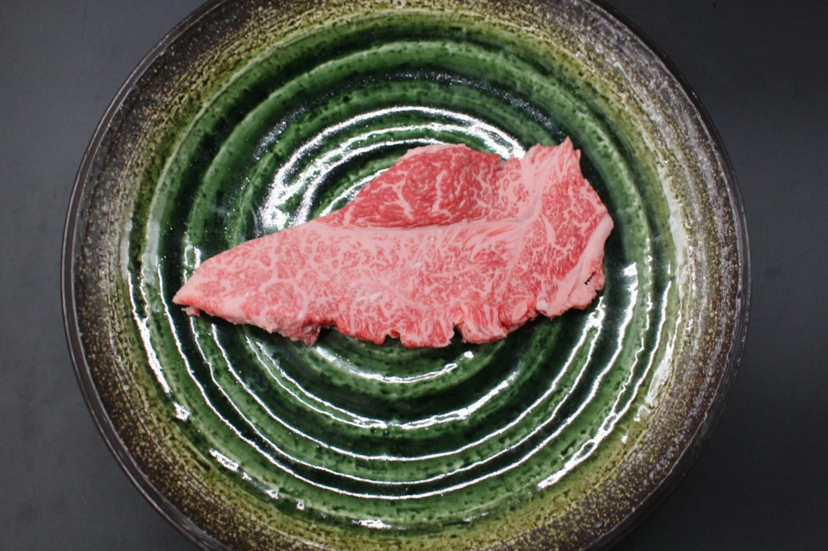 【現品限り】近江牛訳あり塊肉150ｇ※小さめ