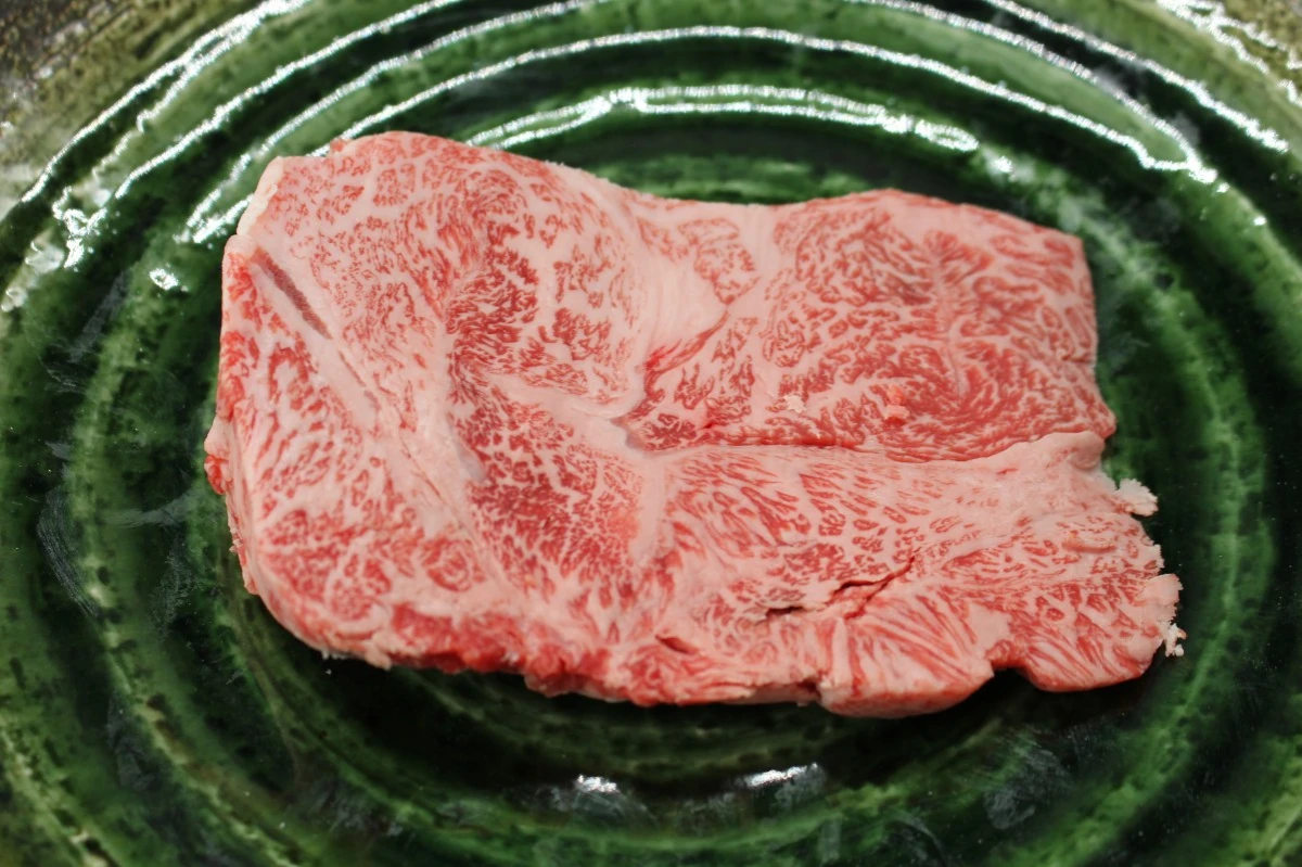 【現品限り】近江牛訳あり塊肉230ｇ
