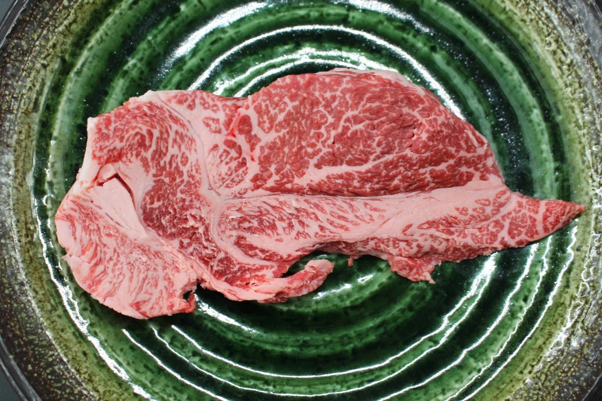 【現品限り】近江牛訳あり塊肉510ｇ