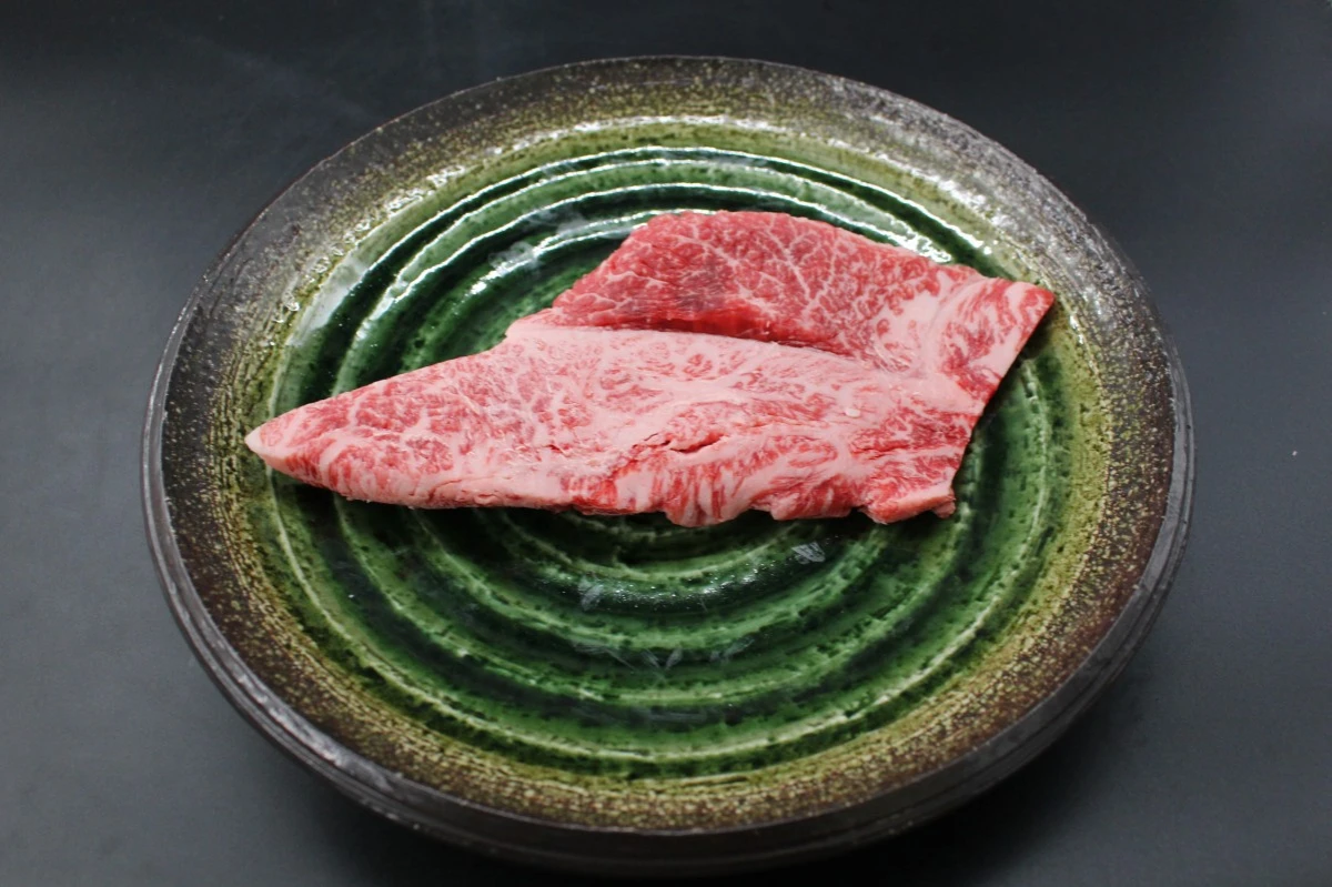 【現品限り】近江牛訳あり塊肉330ｇ